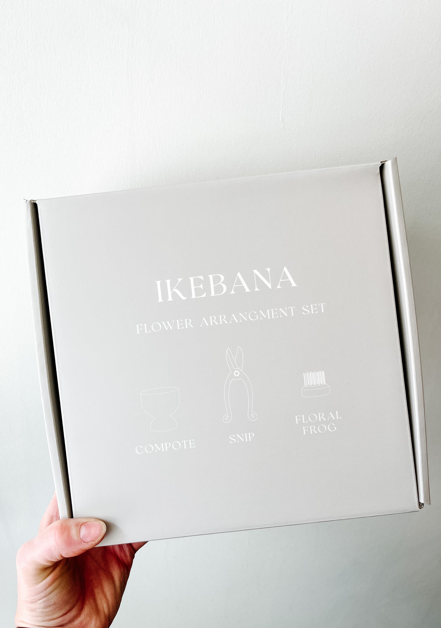 
                  
                    Ikebana Gift Set
                  
                